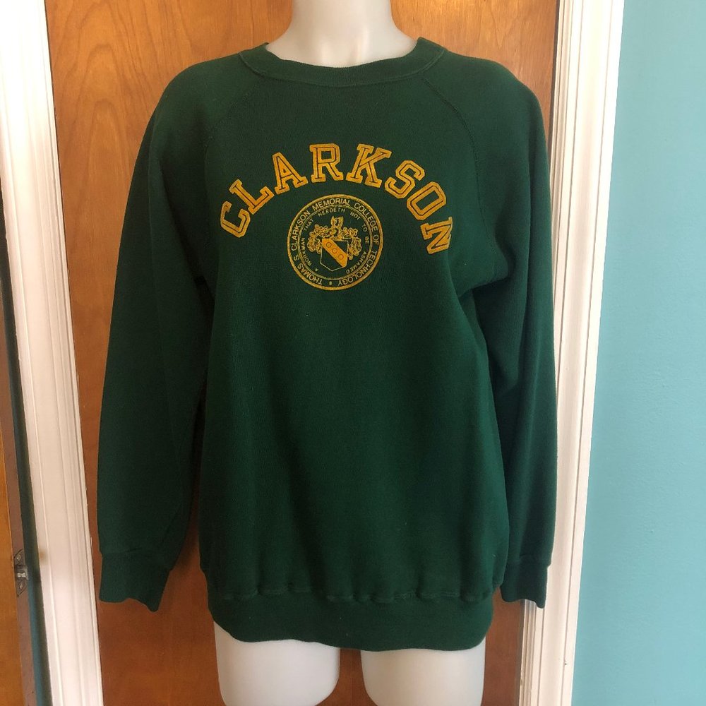 CHAMPION GREEN SWEATSHIRT - CLARKSON IN GOLD WORN